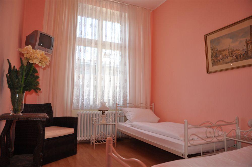 Hotel-Pension Charlottenburg Berlin Exteriör bild