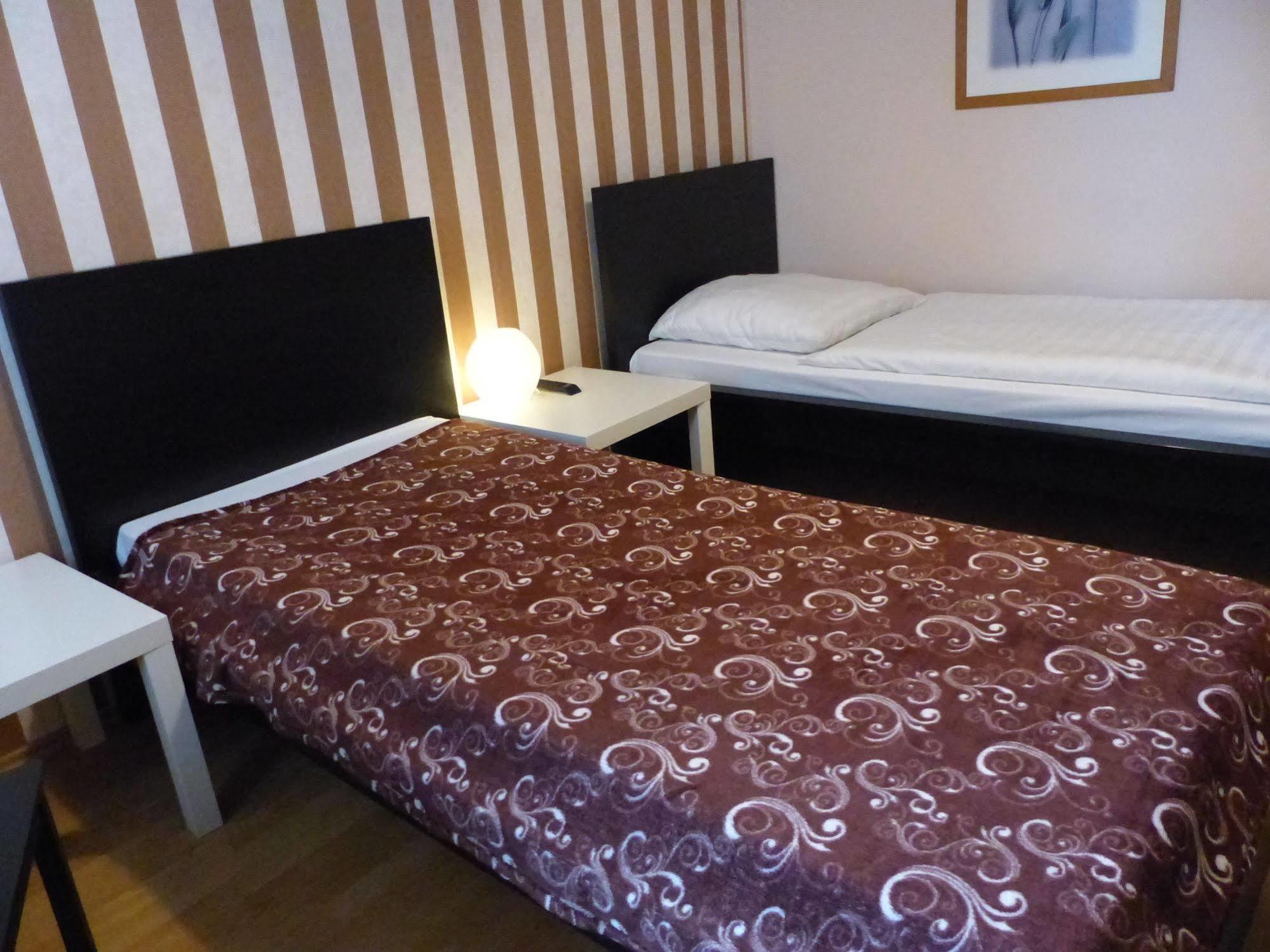 Hotel-Pension Charlottenburg Berlin Exteriör bild